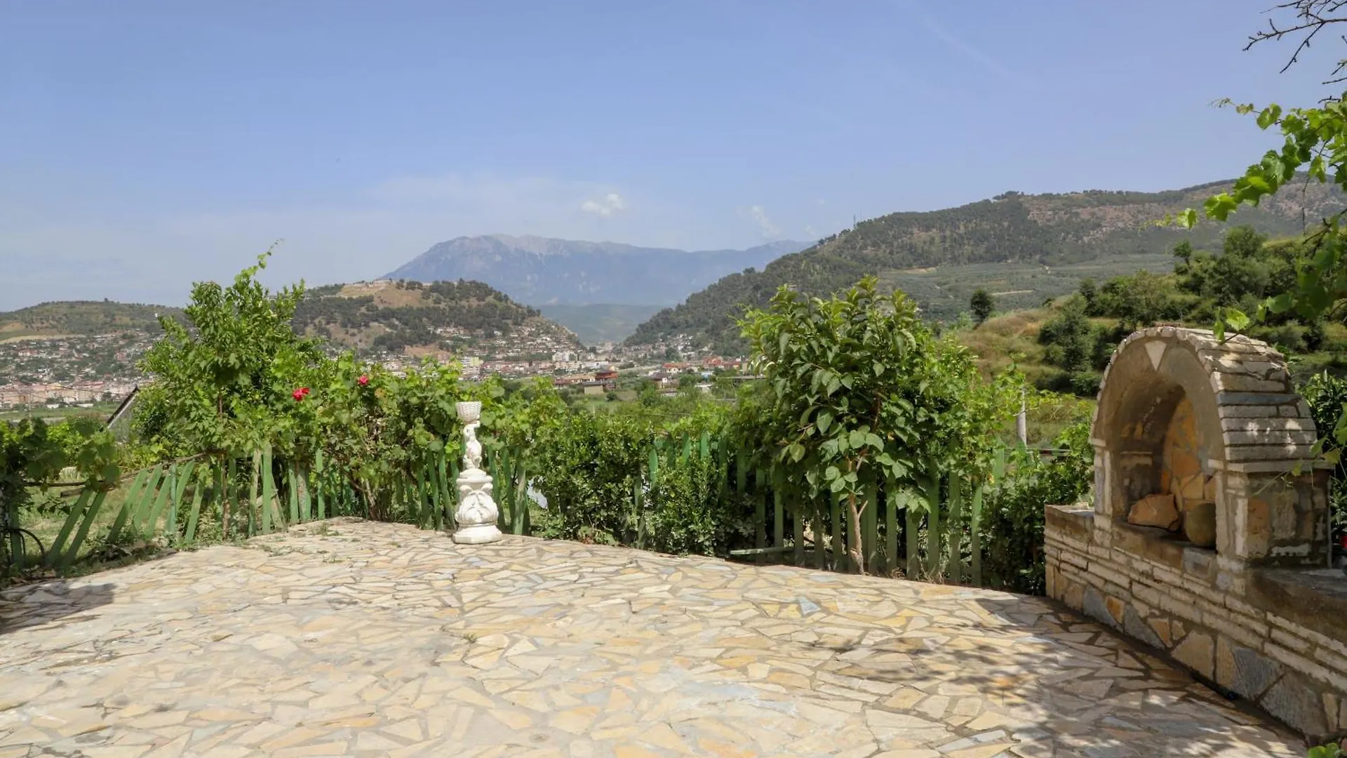 Villa Romario Berat